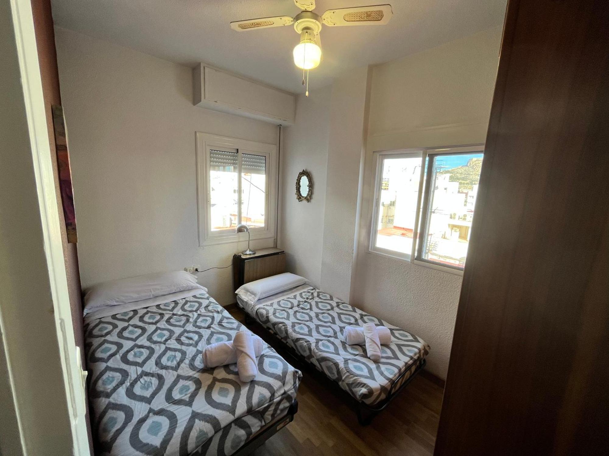 4 Bedrooms -Seneca Center Apartment Alicante Exteriör bild