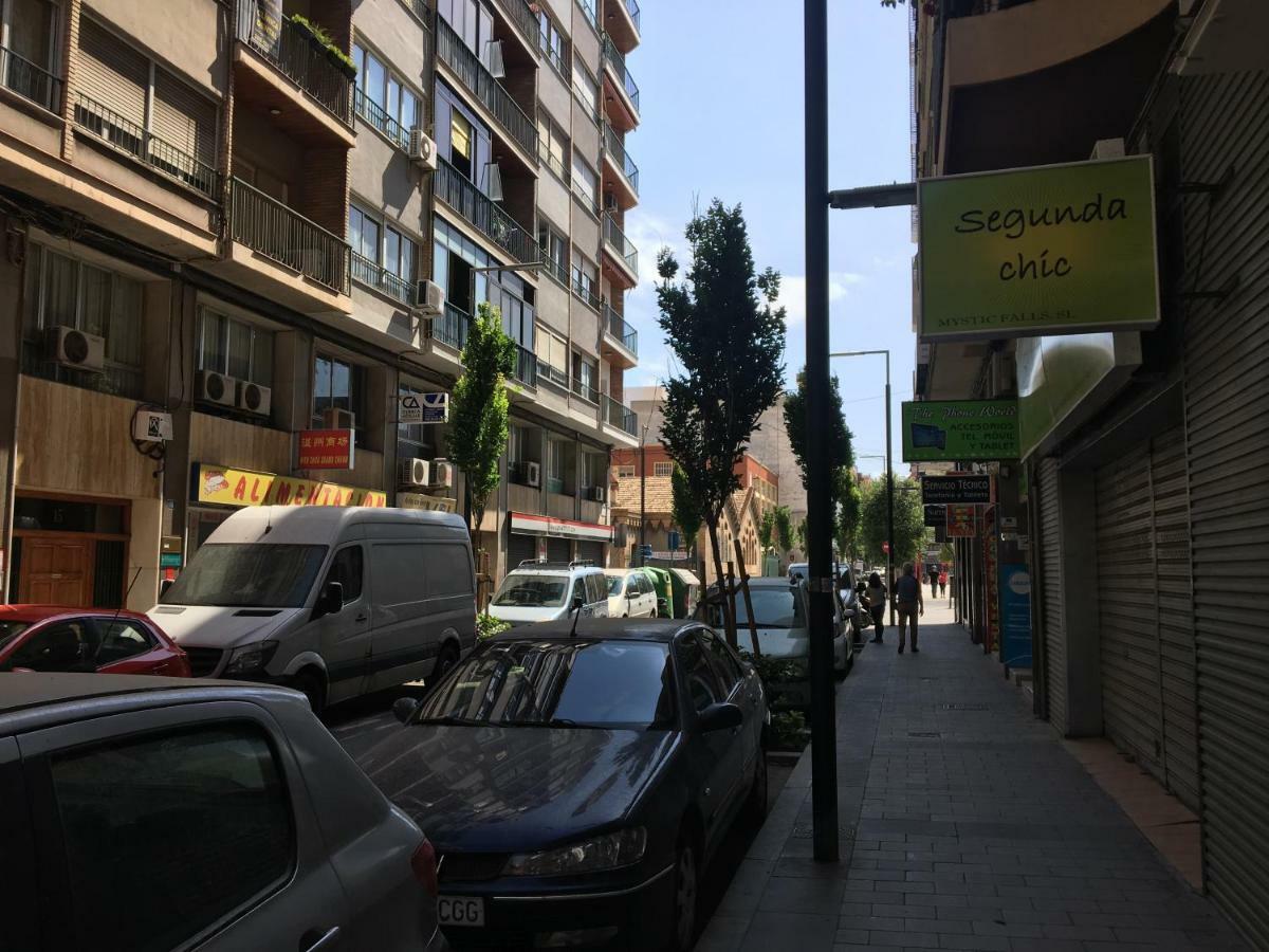 4 Bedrooms -Seneca Center Apartment Alicante Exteriör bild