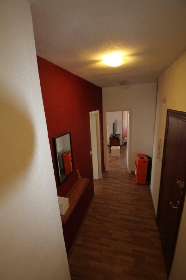 4 Bedrooms -Seneca Center Apartment Alicante Exteriör bild